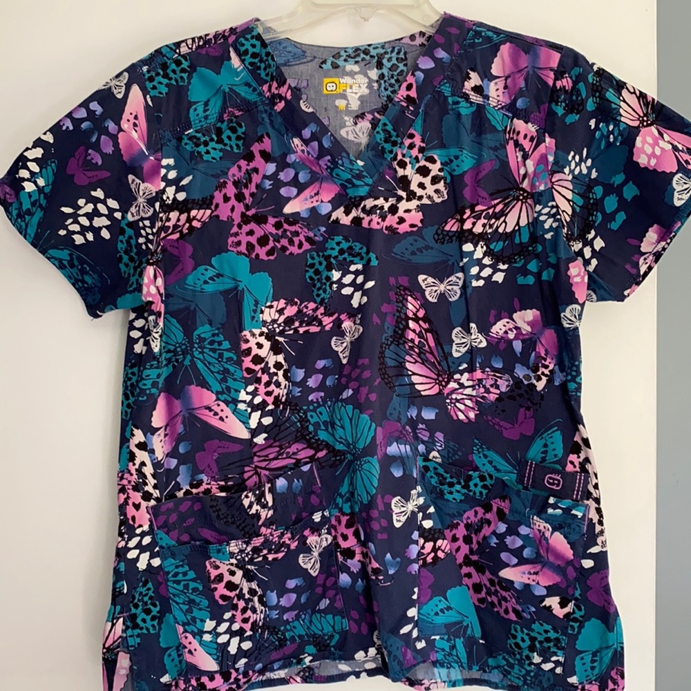Butterfly scrub top